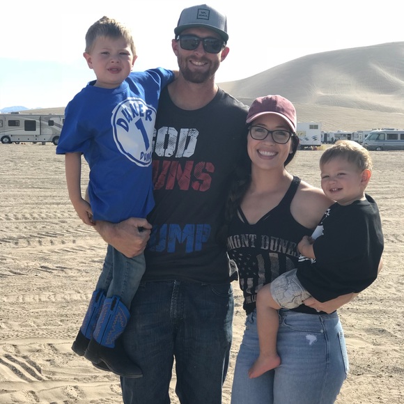 Meet your Posher, Shellayne - Picture 1 of 1